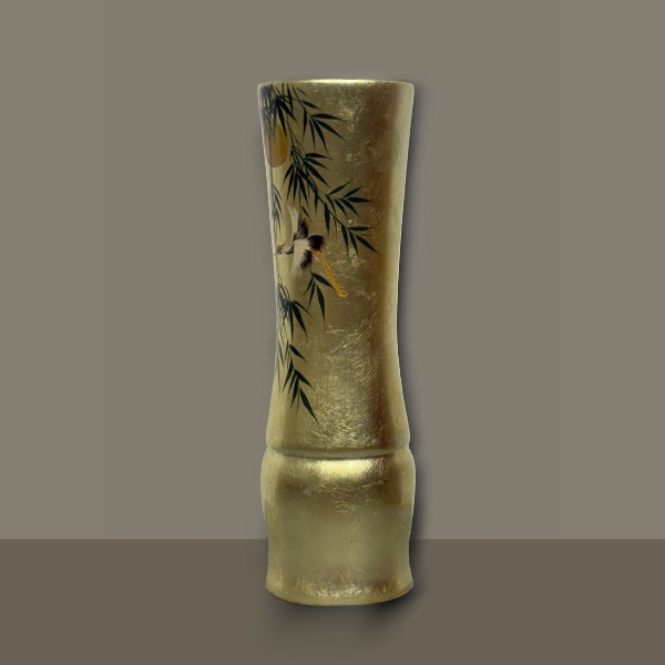 Japanese Vase – Gold Leafing with Crane and Bamboo Motifs - Image 3